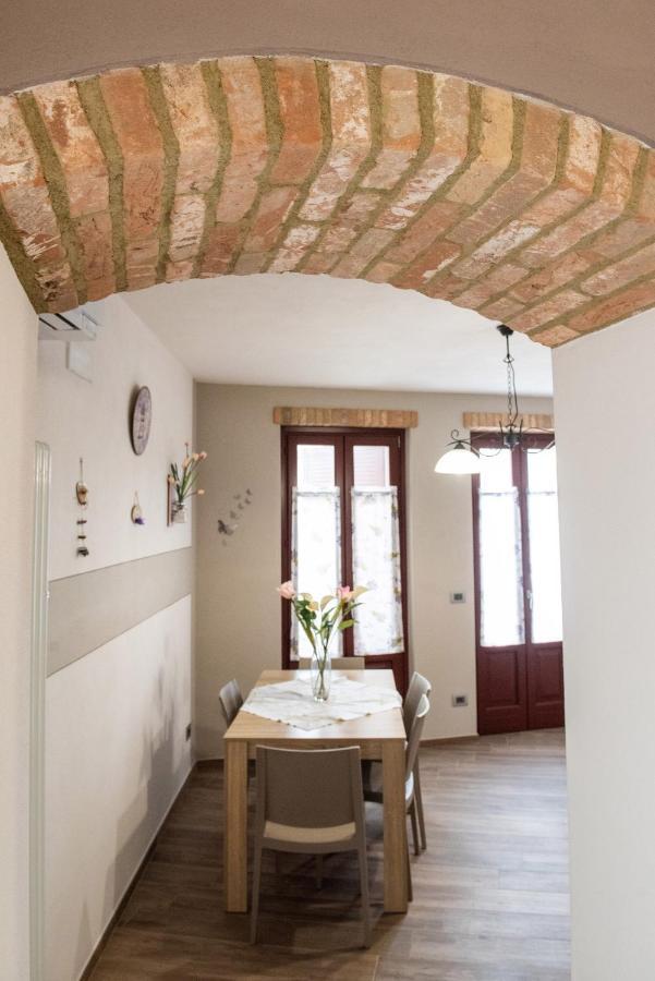 Il Cortiletto Apartment Verduno Екстериор снимка