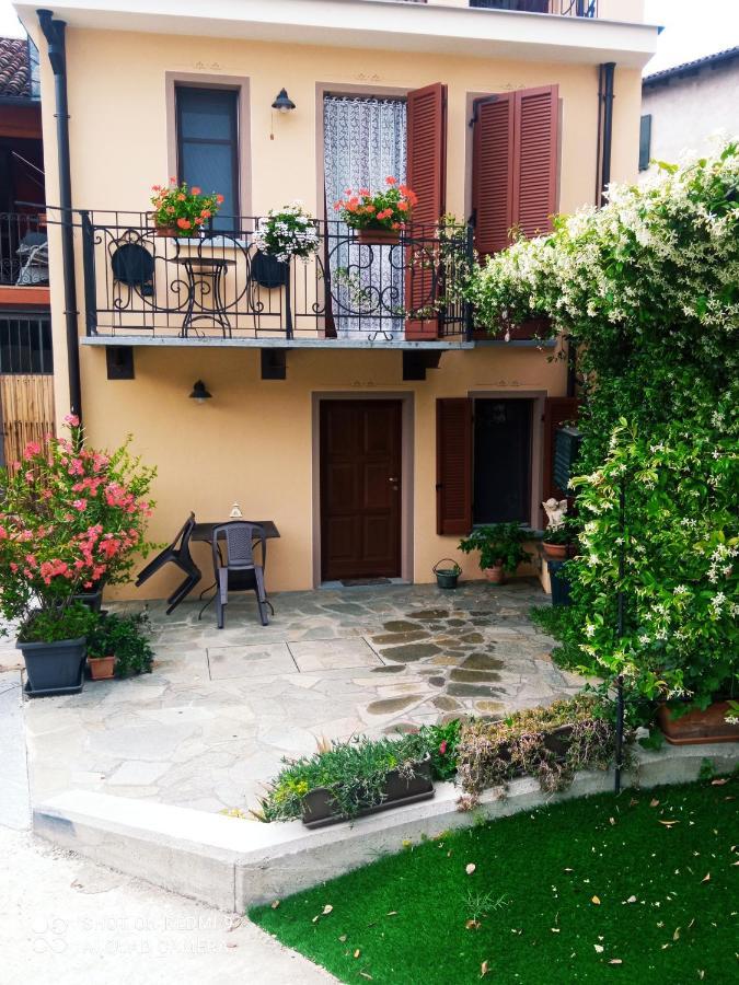 Il Cortiletto Apartment Verduno Екстериор снимка