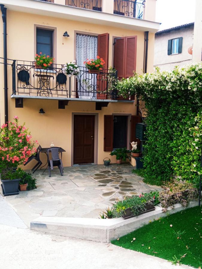 Il Cortiletto Apartment Verduno Екстериор снимка